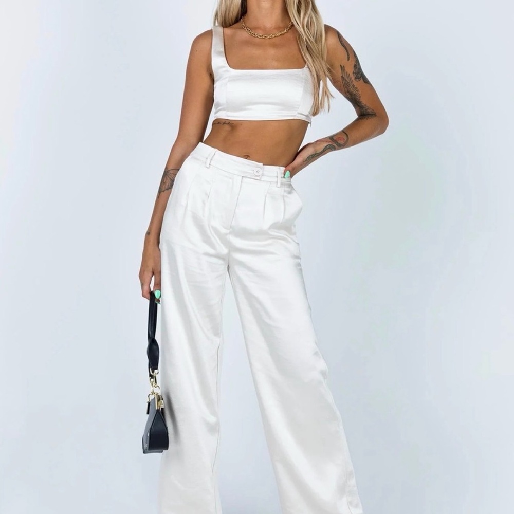 Princess Polly - *NEW* 🤍 Cream Satin Set (Pants + Crop Top)
